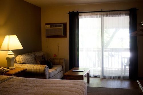 Resort The At Leathem Smith 4*
